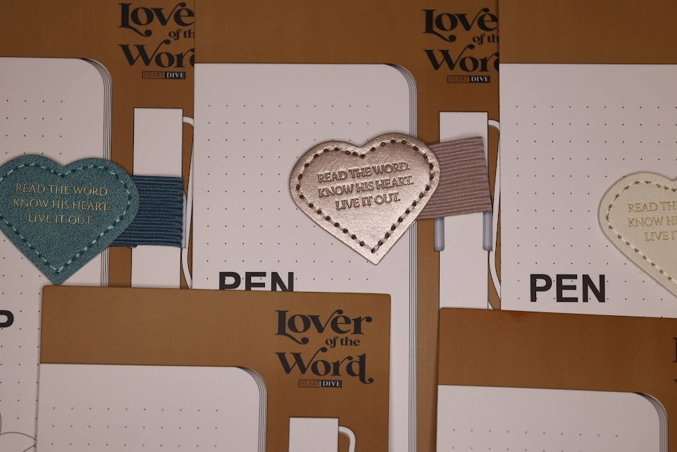 Heart Dive Pen Loop